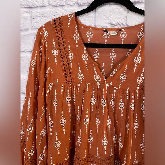 American Eagle Rust Orange Boho Embroidered Peasant Blouse Size M - Picture 2 of 8